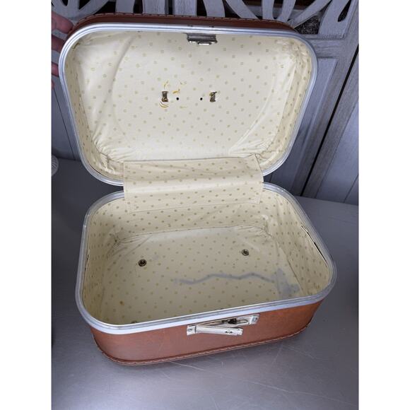 Vintage Cognac Brown Train Case Makeup Vanity Case Top Handle 70s 80s Luggage - Picture 5 of 7